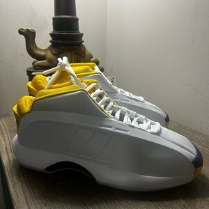 Brand new Kobe Crazy 1s